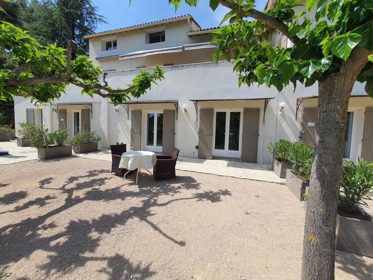 Résidence de gîtes La Sidoine du Mont-Ventoux Crillon-le-Brave Exterior foto